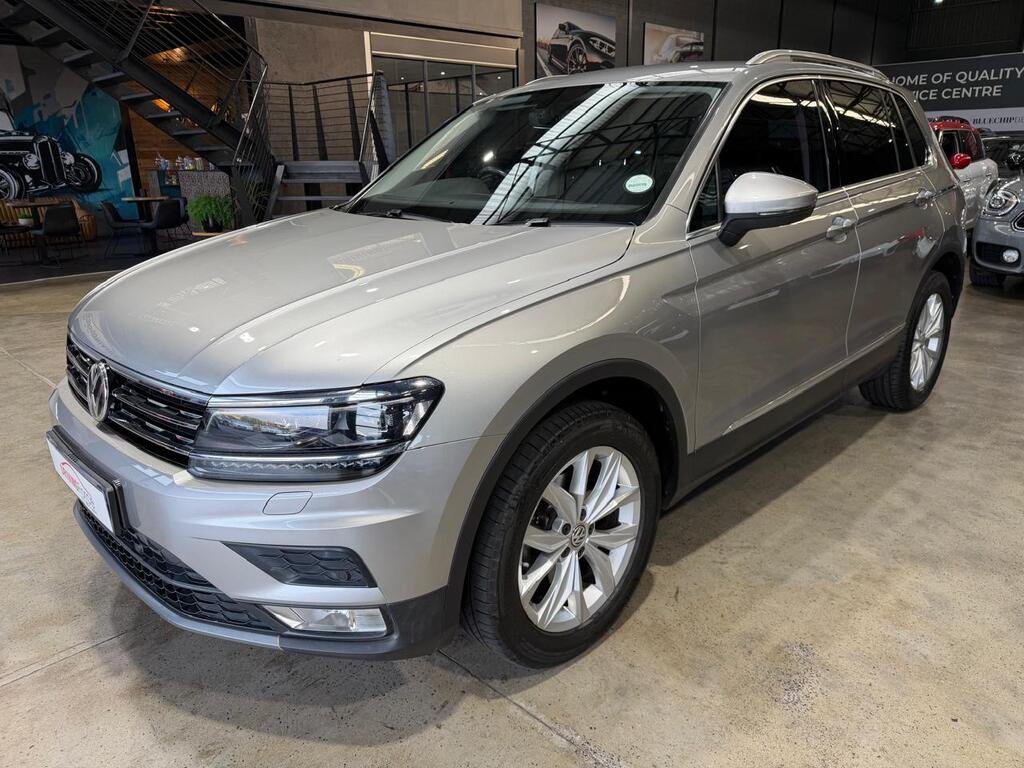 2017 Volkswagen Tiguan TIGUAN 2.0 TDI COMFORTLINE 4/MOT DSG in Silver, for sale at Driving Force Cape Town