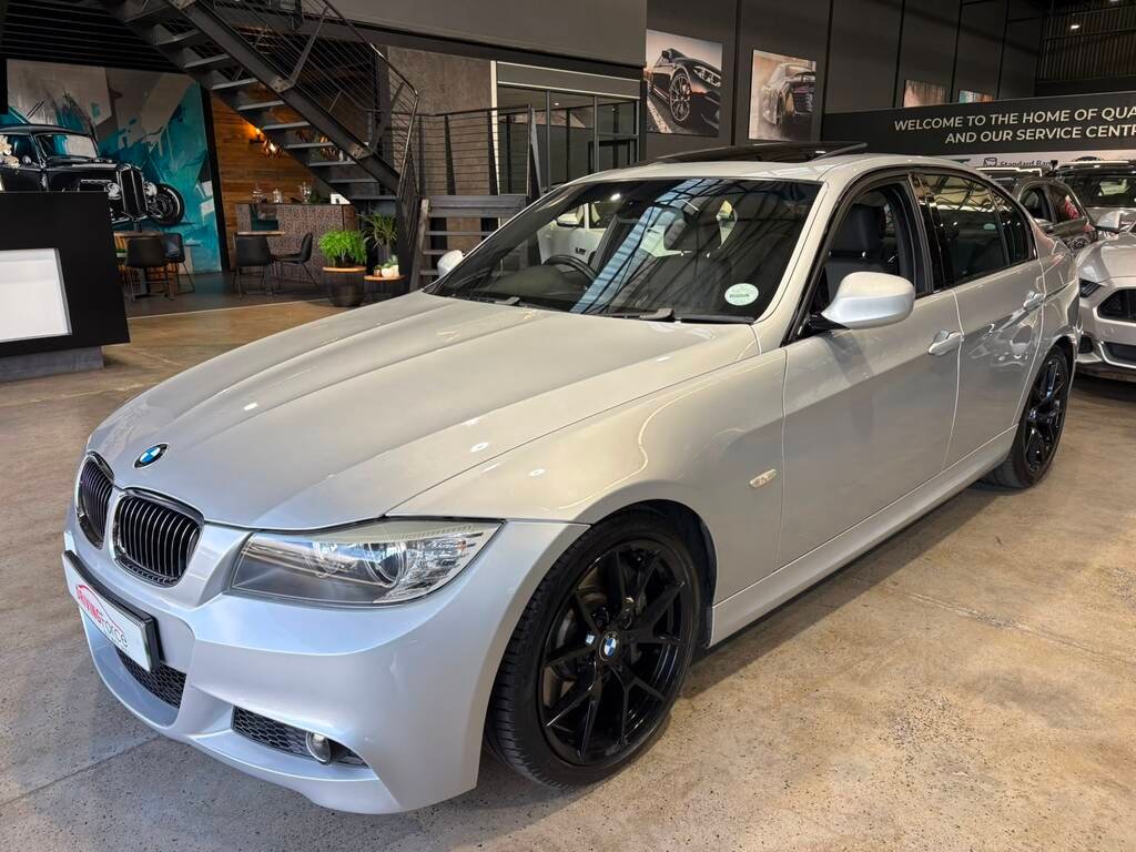 2009 BMW 335i 335i SPORT A/T (E90) in Silver, for sale at Driving Force Cape Town