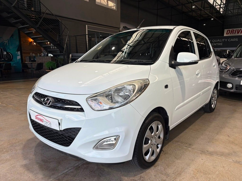 2014 Hyundai i10 i10 1.1 GLS/MOTION in White, for sale at Driving Force Cape Town